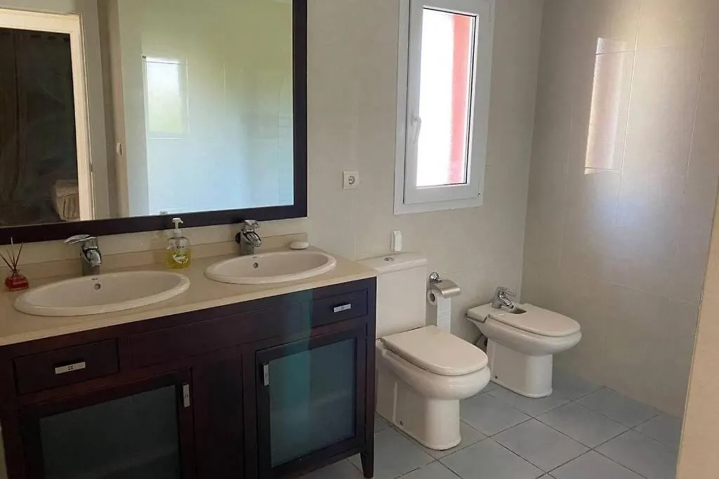 Estepona Seaview Apartment Seletur