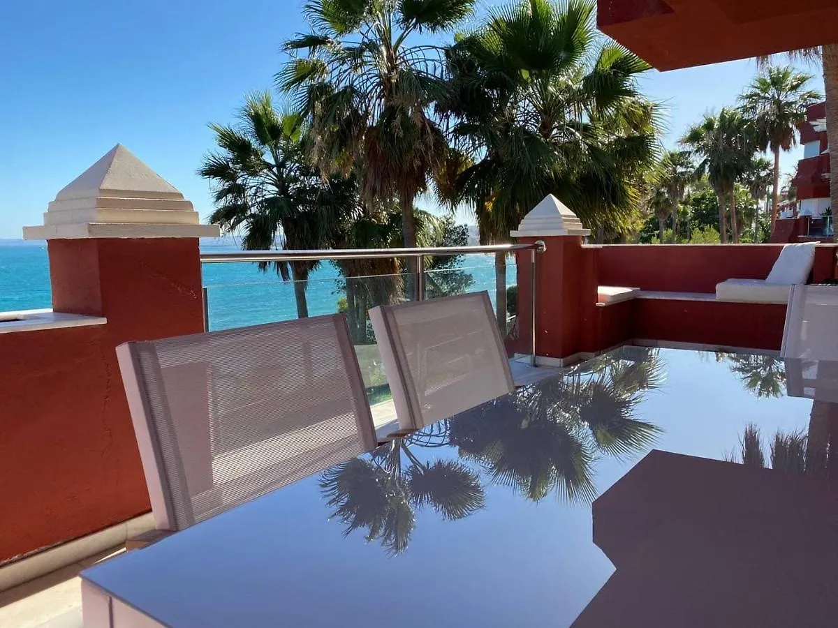 Estepona Seaview Apartment Seletur