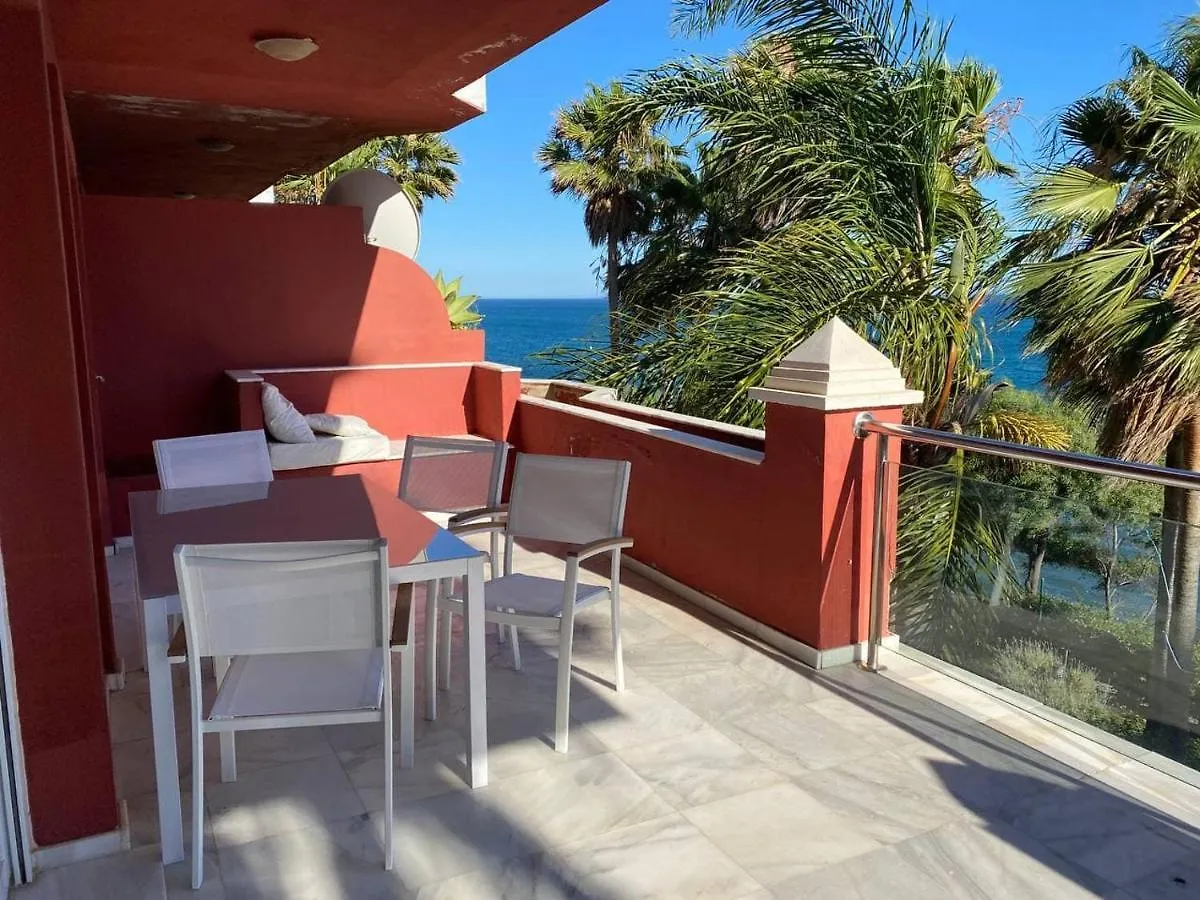 Estepona Seaview Apartment Seletur